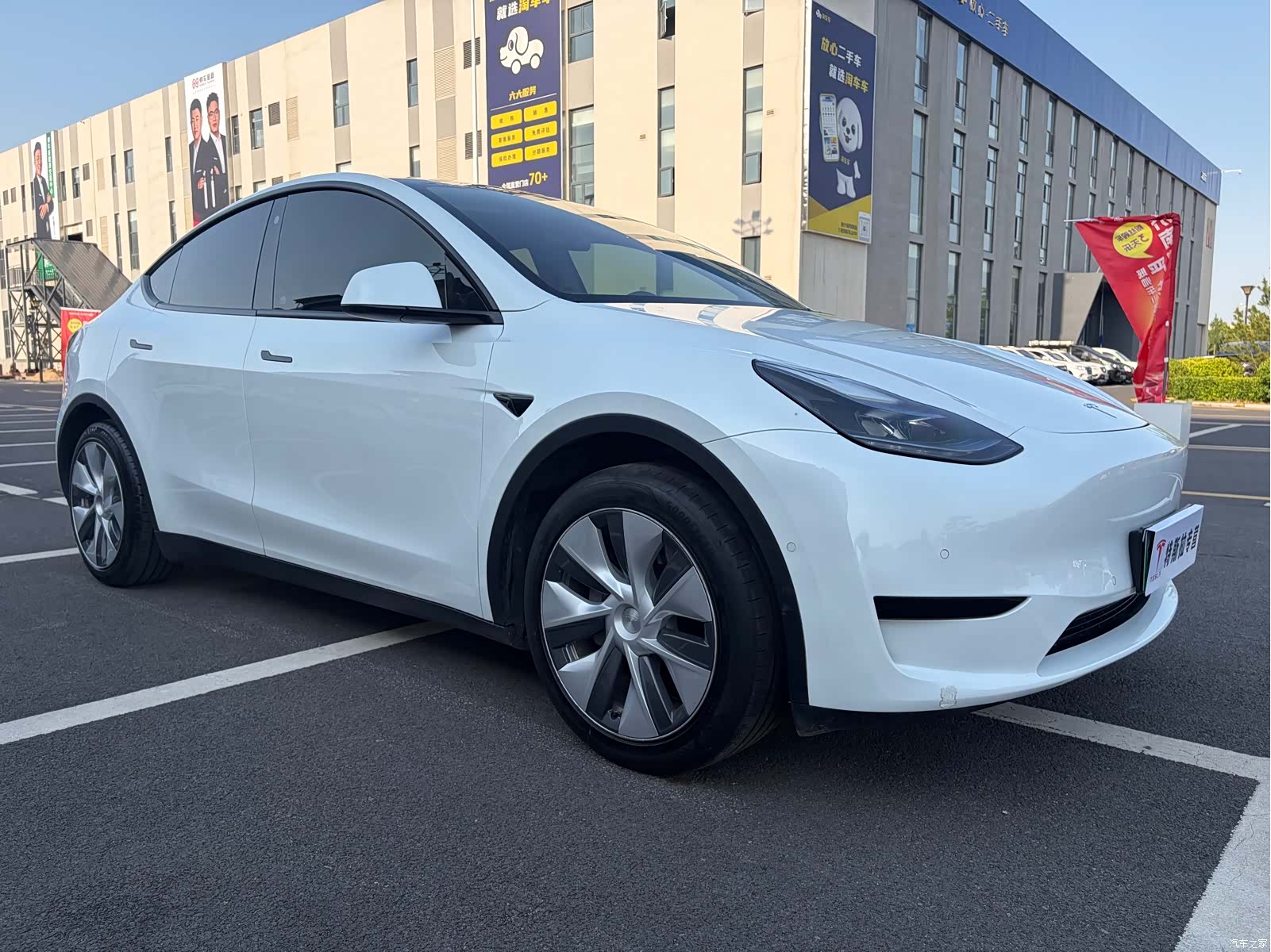Tesla Model Y, 2023 7