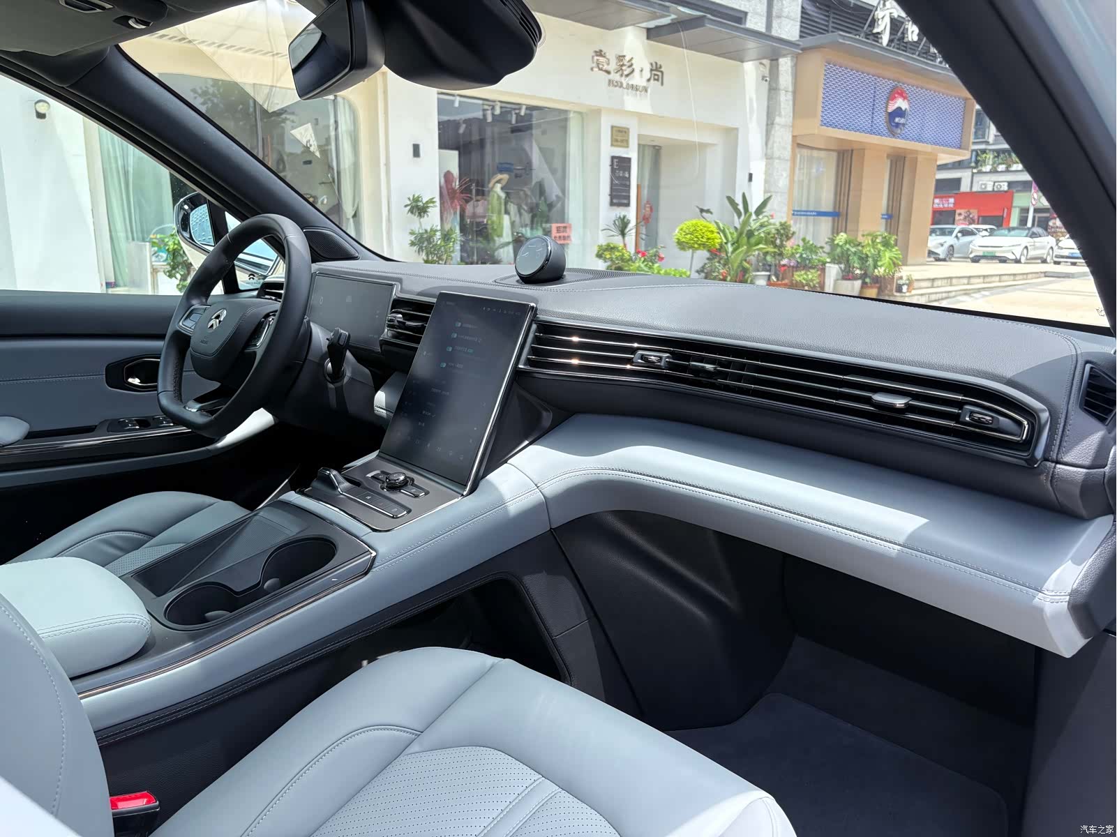 NIO ES6, 2021 11