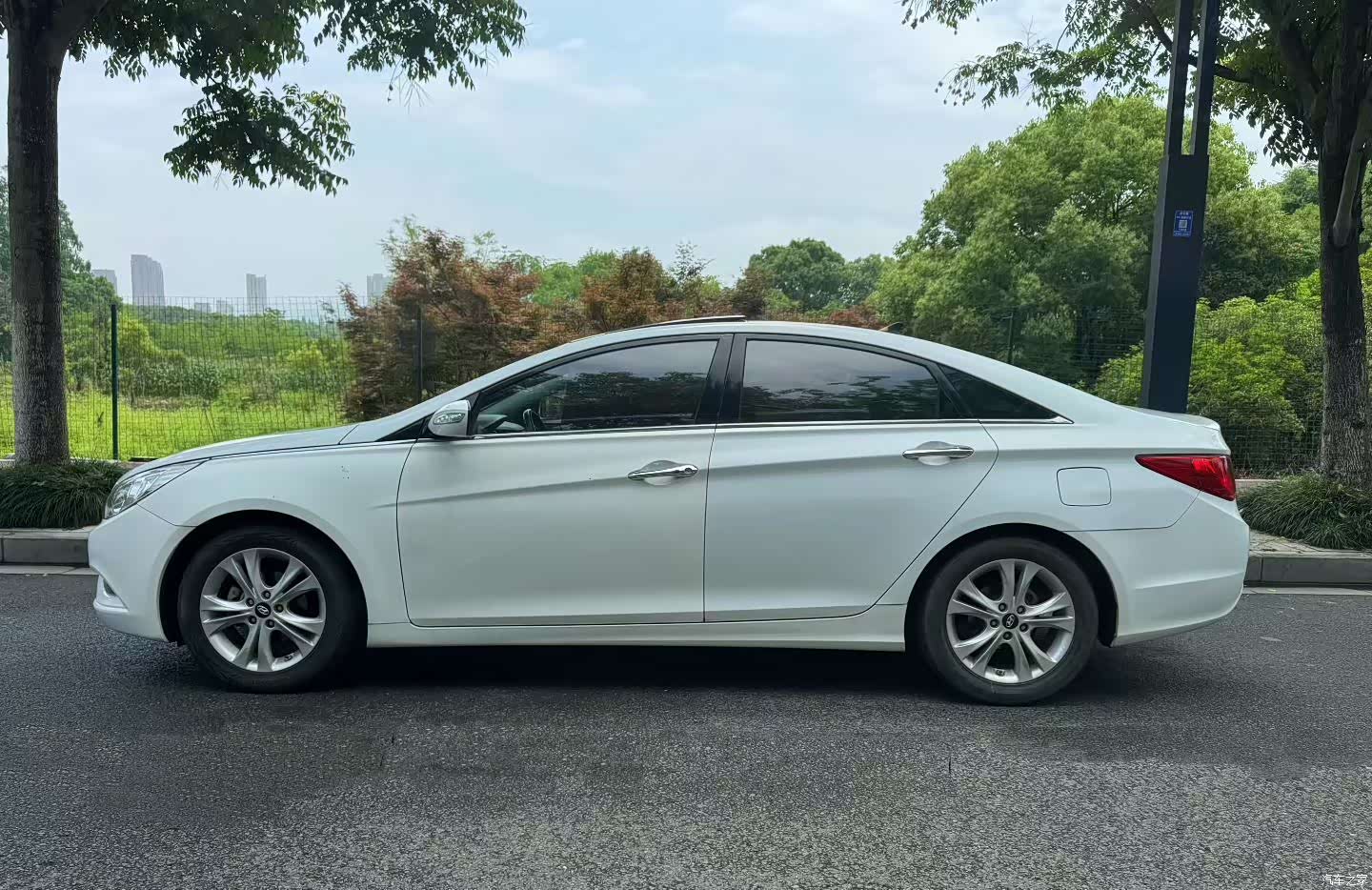 Hyundai Sonata, 2012 3