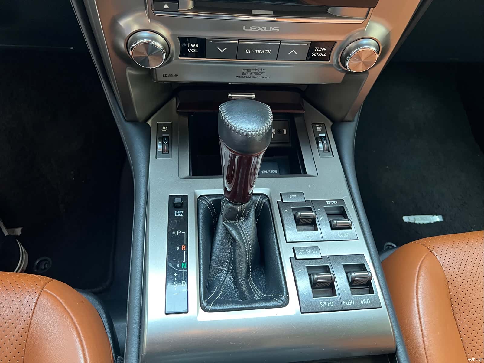 Lexus GX, 2014 13
