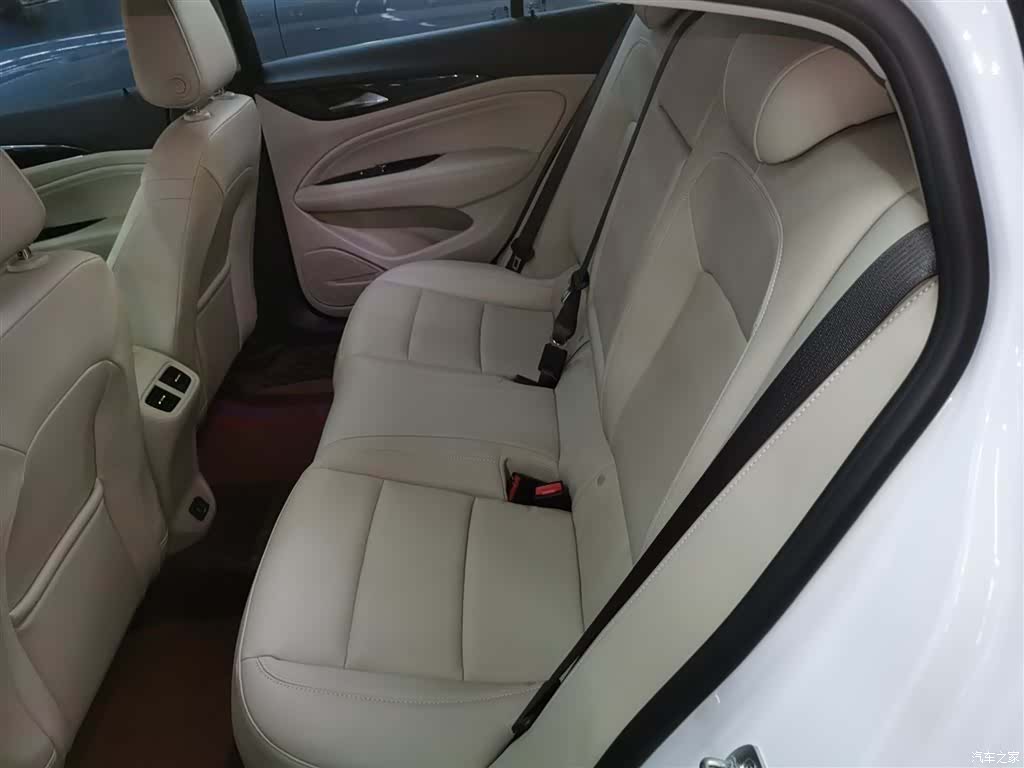 Buick Regal, 2022 14
