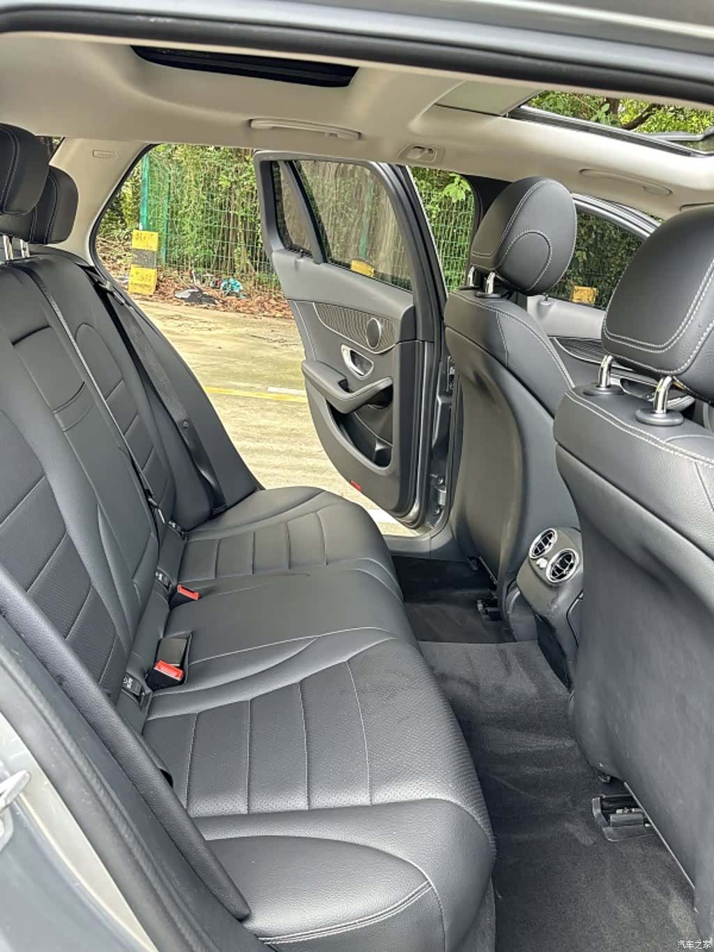 Mercedes-Benz C-Class, 2016 11