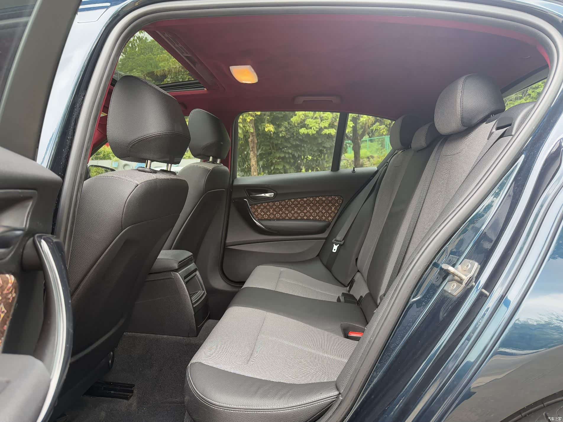 BMW 1 Series, 2012 8