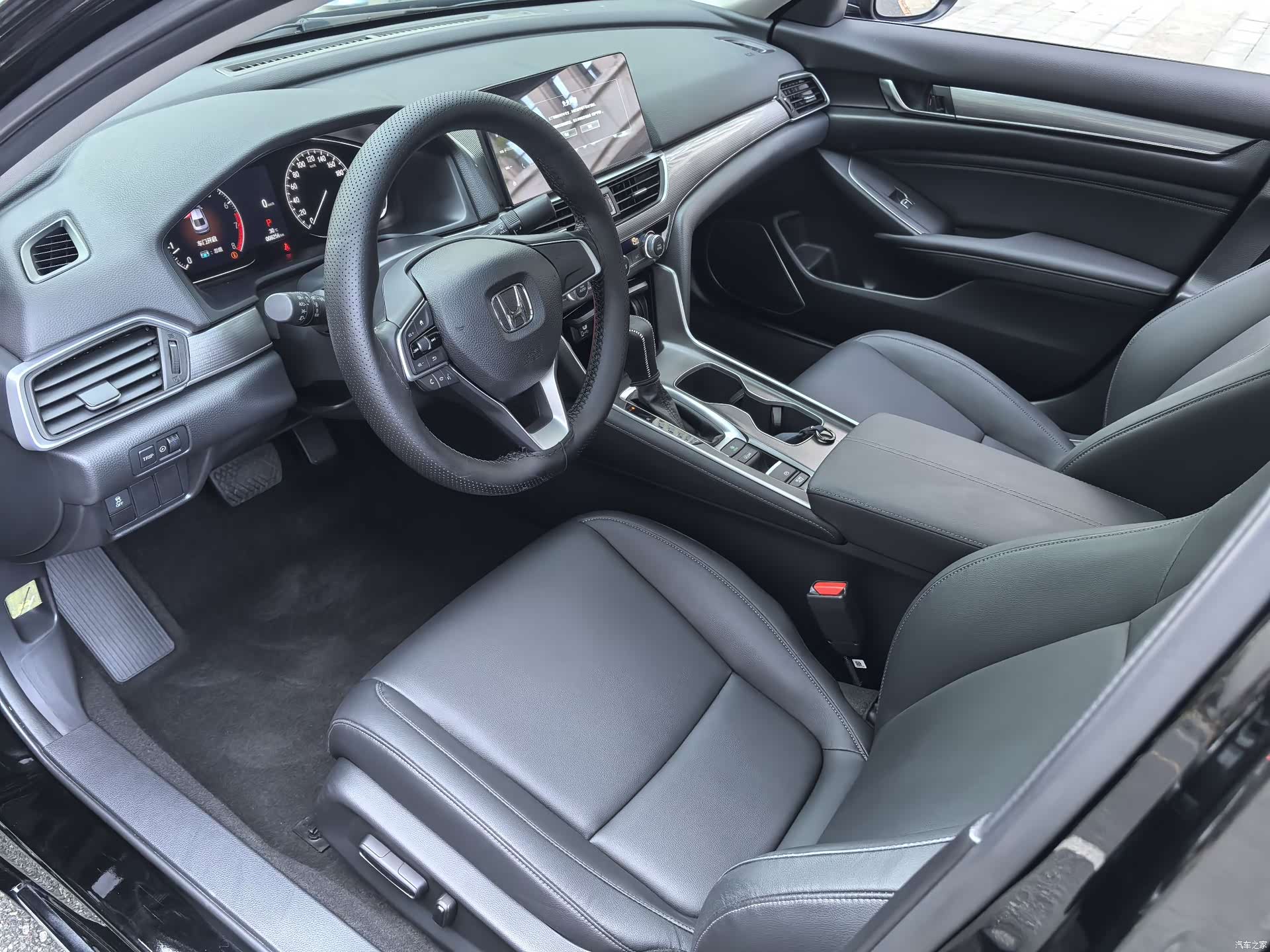 Honda Accord, 2023 10