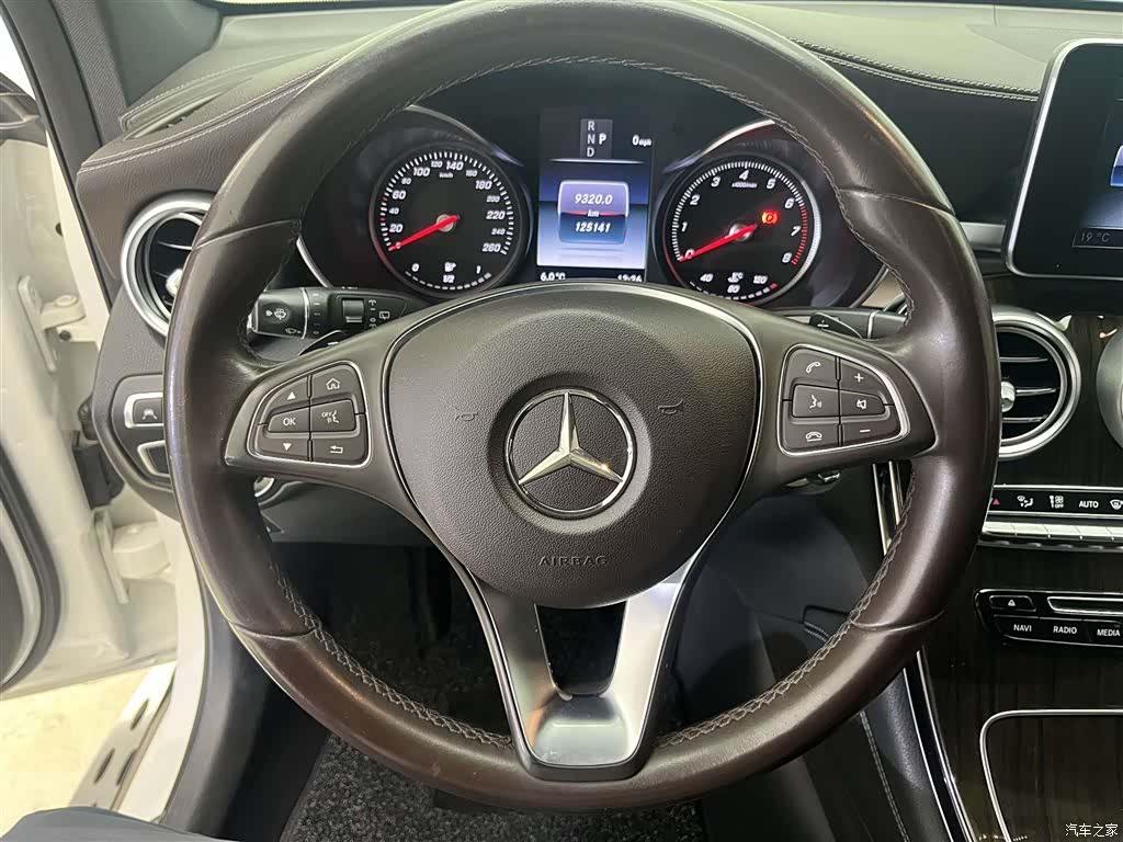 Mercedes-Benz GLC, 2017 11