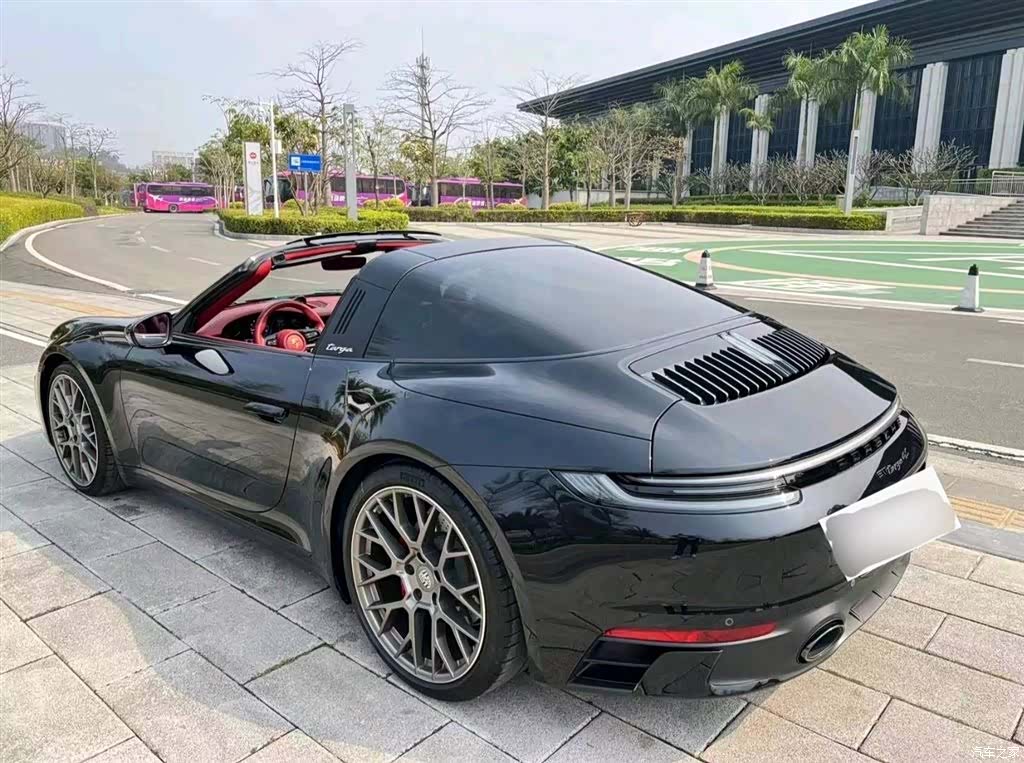 Porsche 911, 2022 4