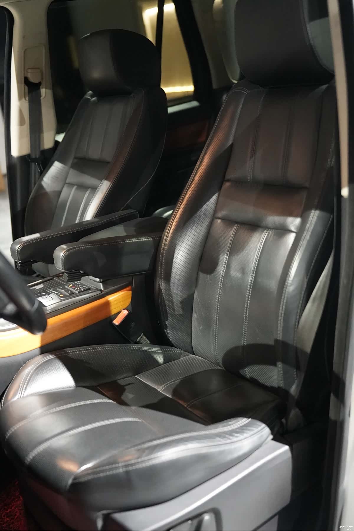 Land Rover Range Rover, 2012 8