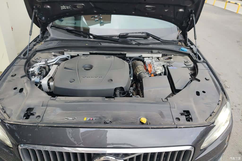 Volvo S90, 2021 10