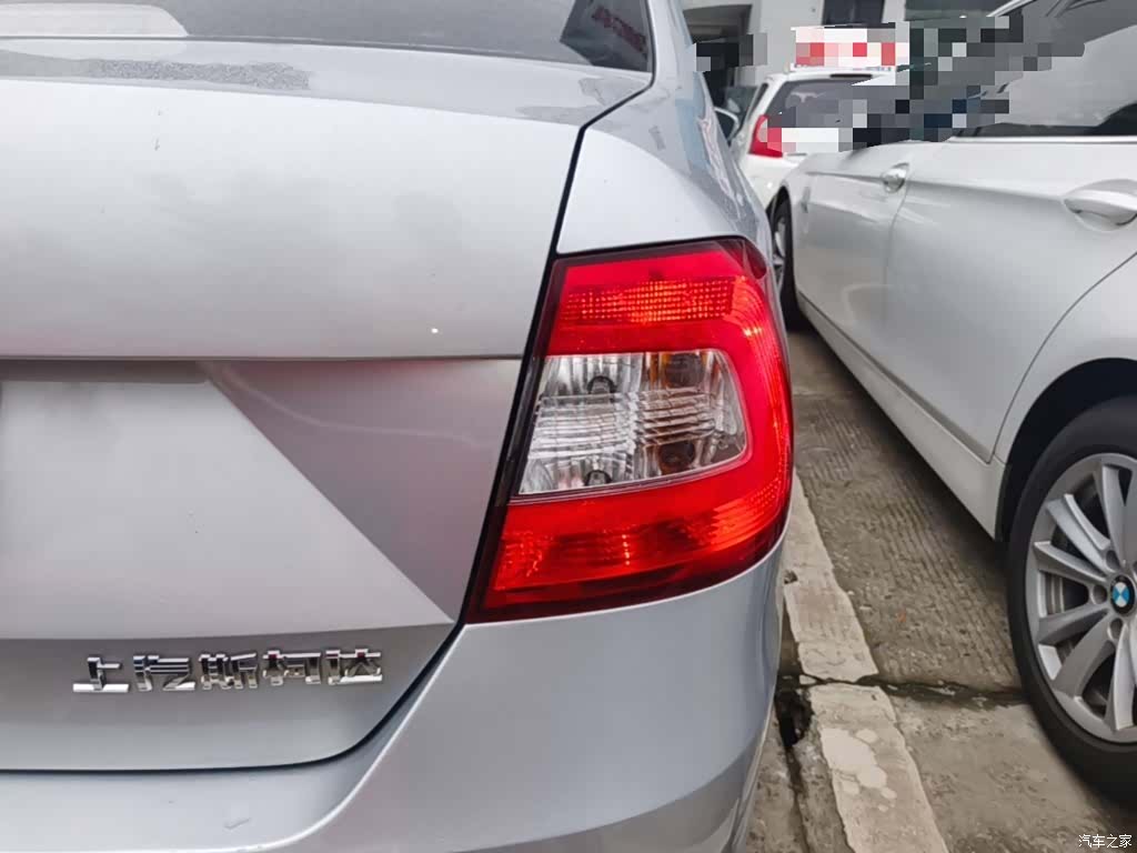 Skoda Rapid, 2017 8