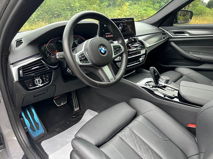 BMW 5 Series 2021, фото 6