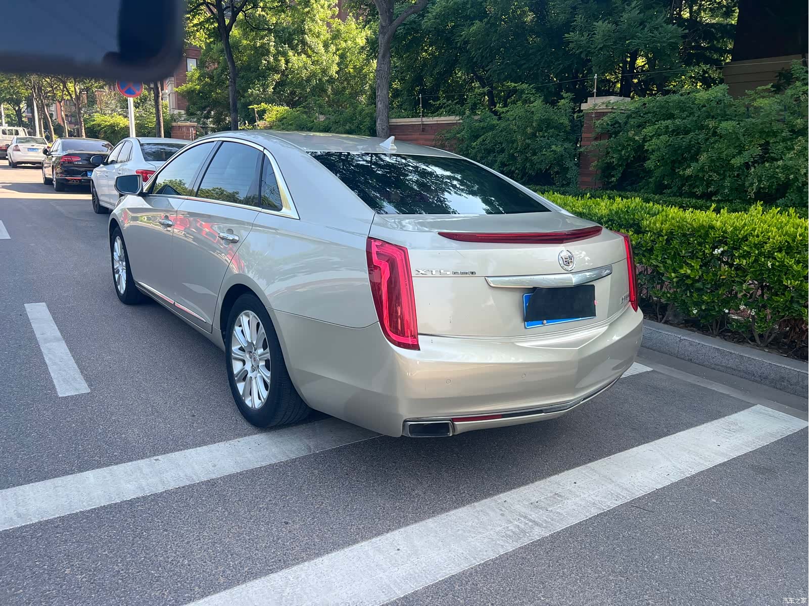 Cadillac XTS, 2013 6
