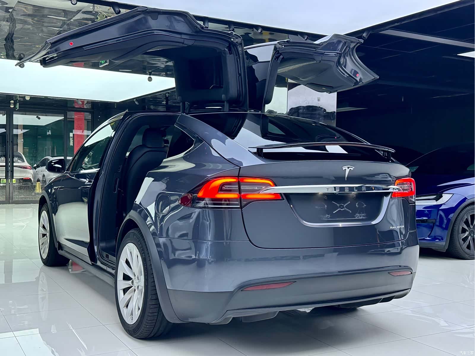Tesla Model X, 2020 17