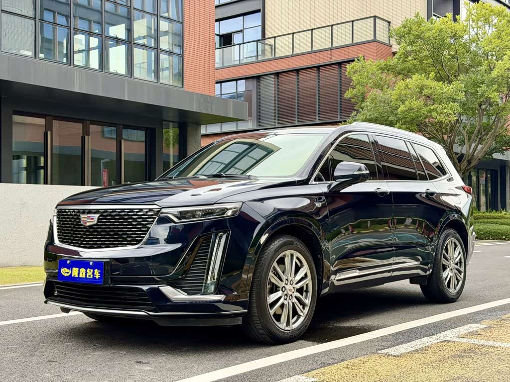Cadillac XT6 2022 2.0T мест Luxury