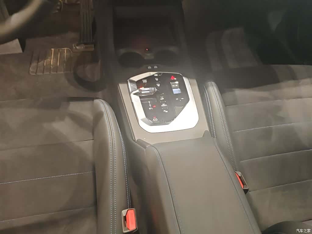 BMW 2 Series, 2025 14
