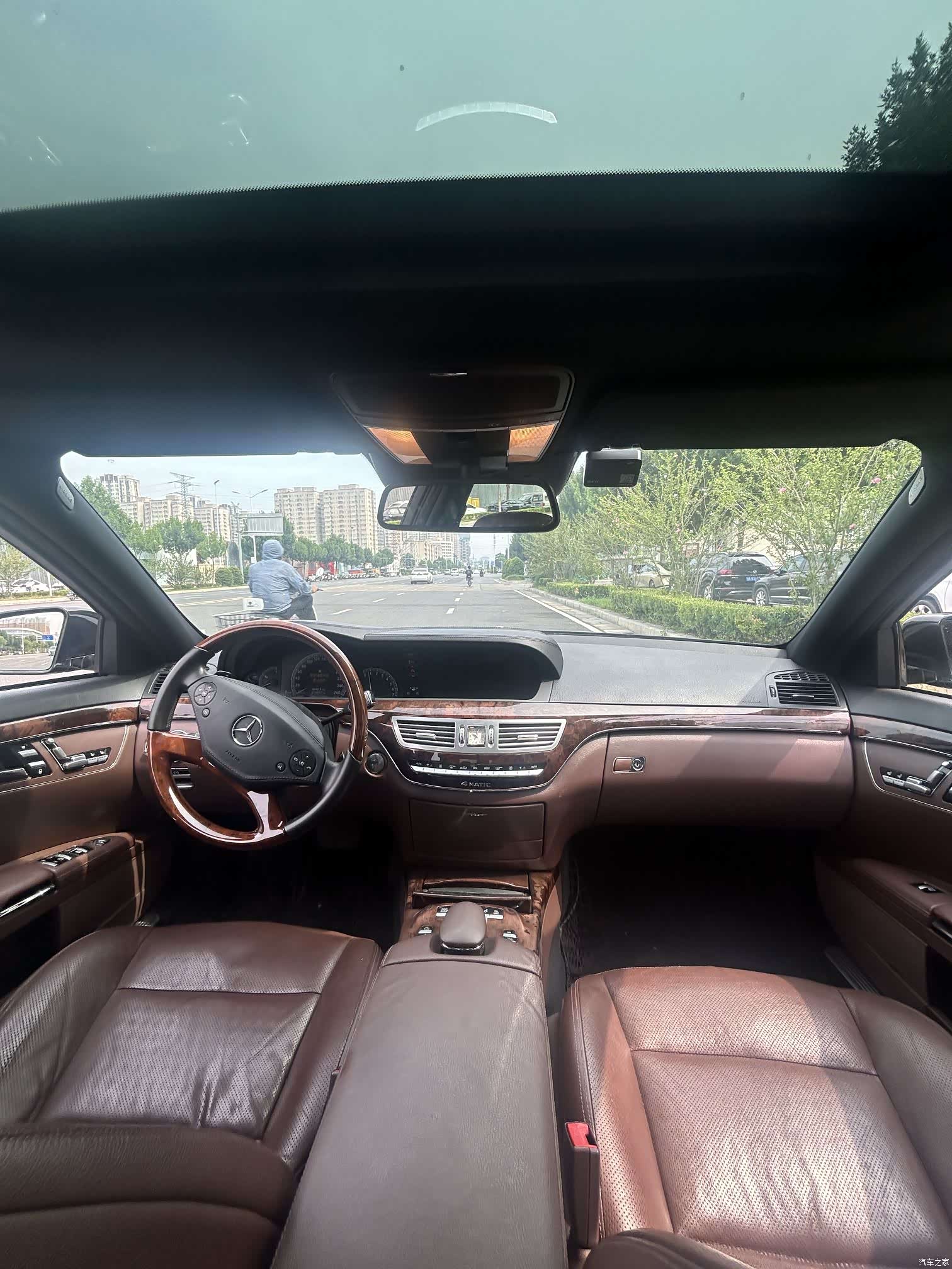 Mercedes-Benz S-Class, 2011 3