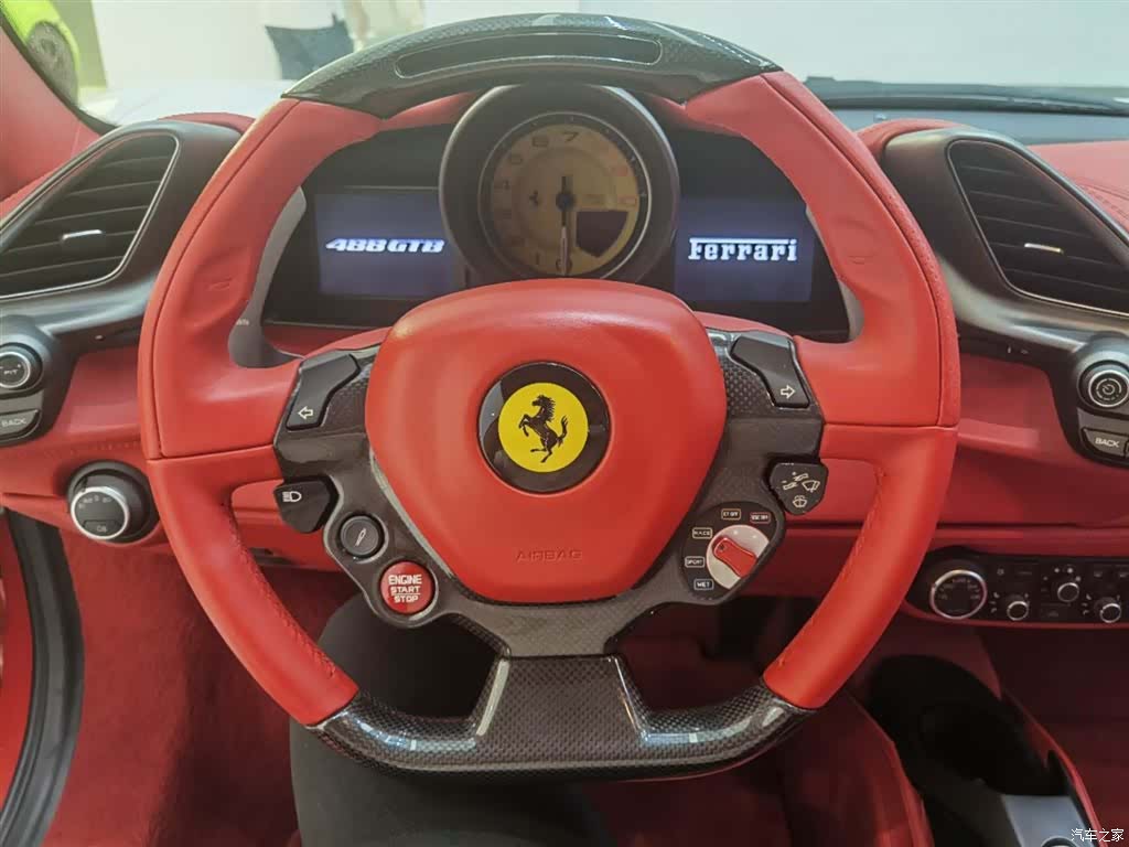 Ferrari 488, 2016 все фото