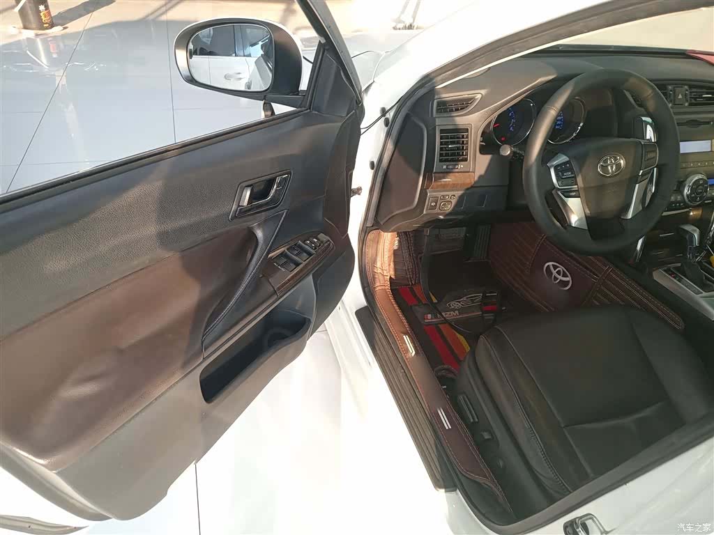 Toyota 2.5V, 2016 16