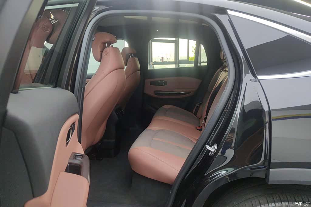 NIO EC6, 2022 11