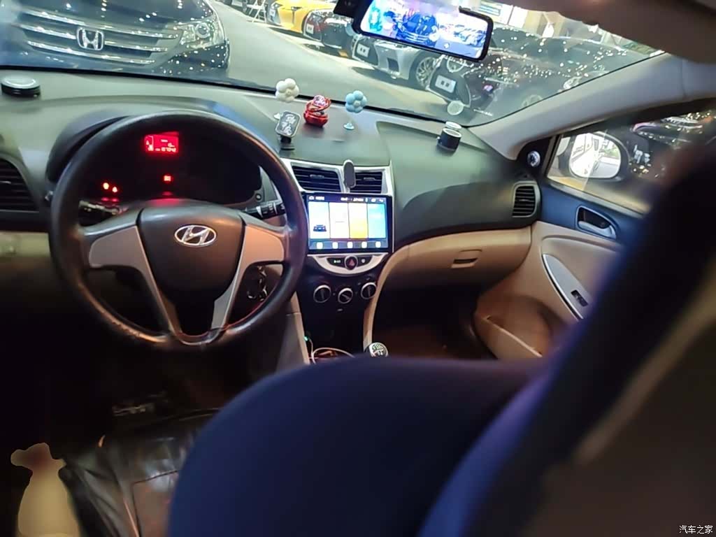 Hyundai GLS, 2016 3