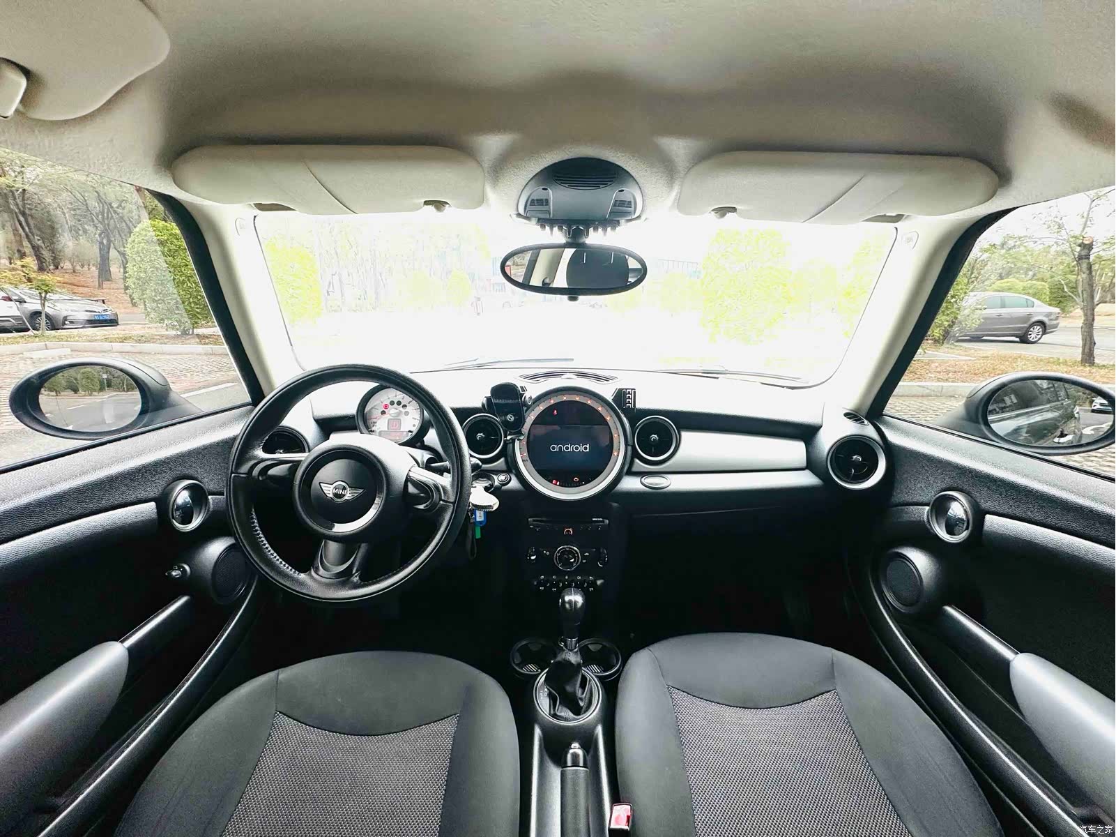 Mini Clubman, 2010 14