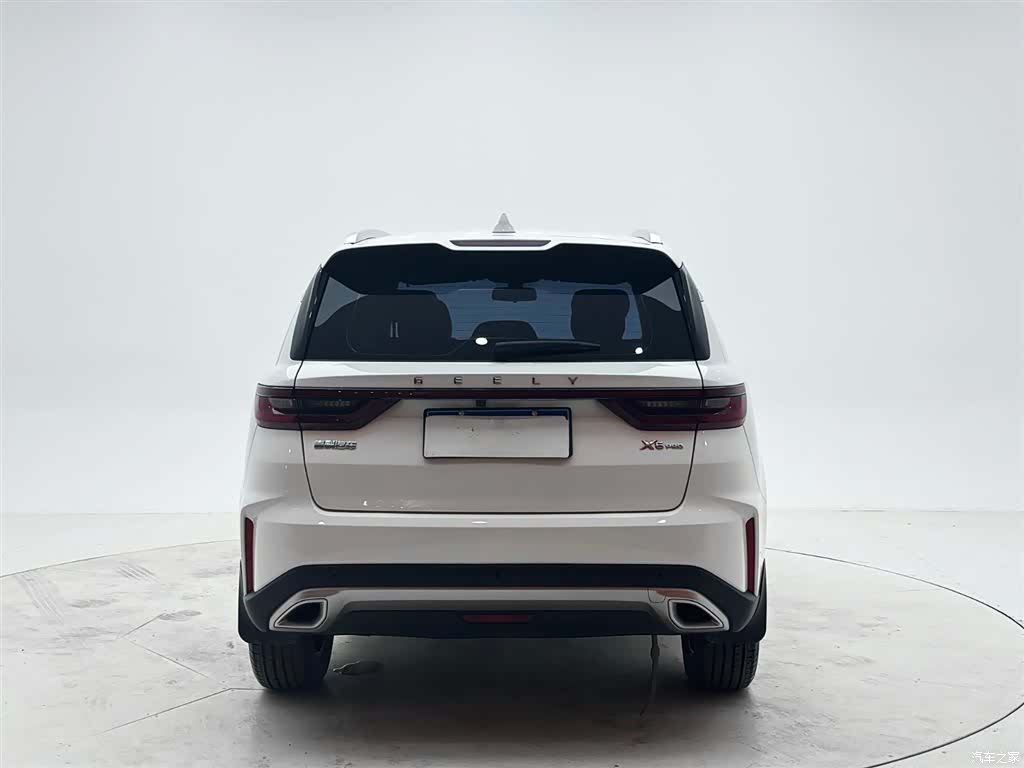 Geely X6, 2022 все фото