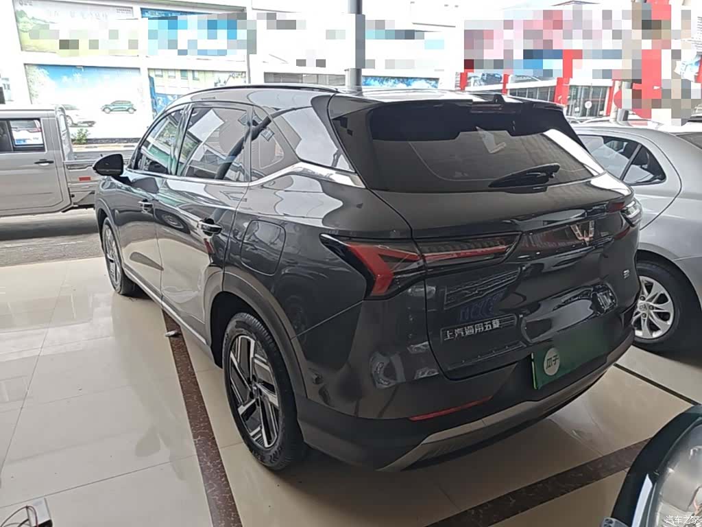 Wuling Starlight, 2024 все фото