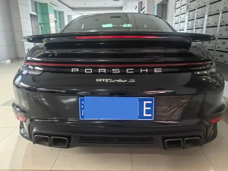 Porsche 911