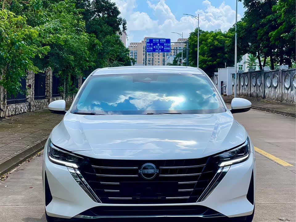 Nissan Xuan Yi
