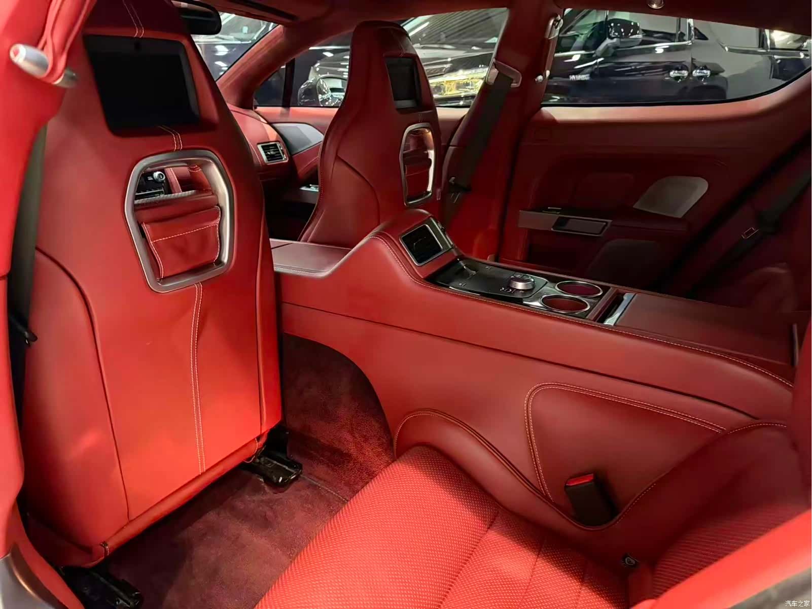 Aston Martin Rapide, 2014 16