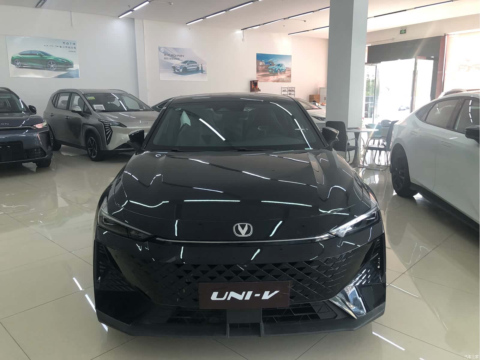 Changan UNI-V, 2024 1
