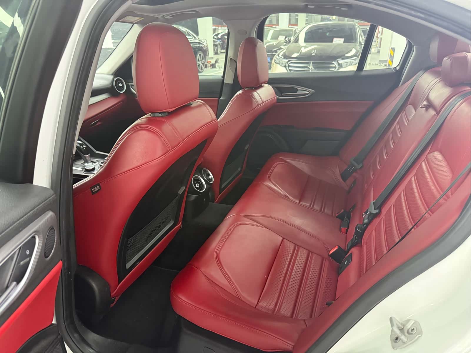 Alfa Romeo Giulia, 2019 7