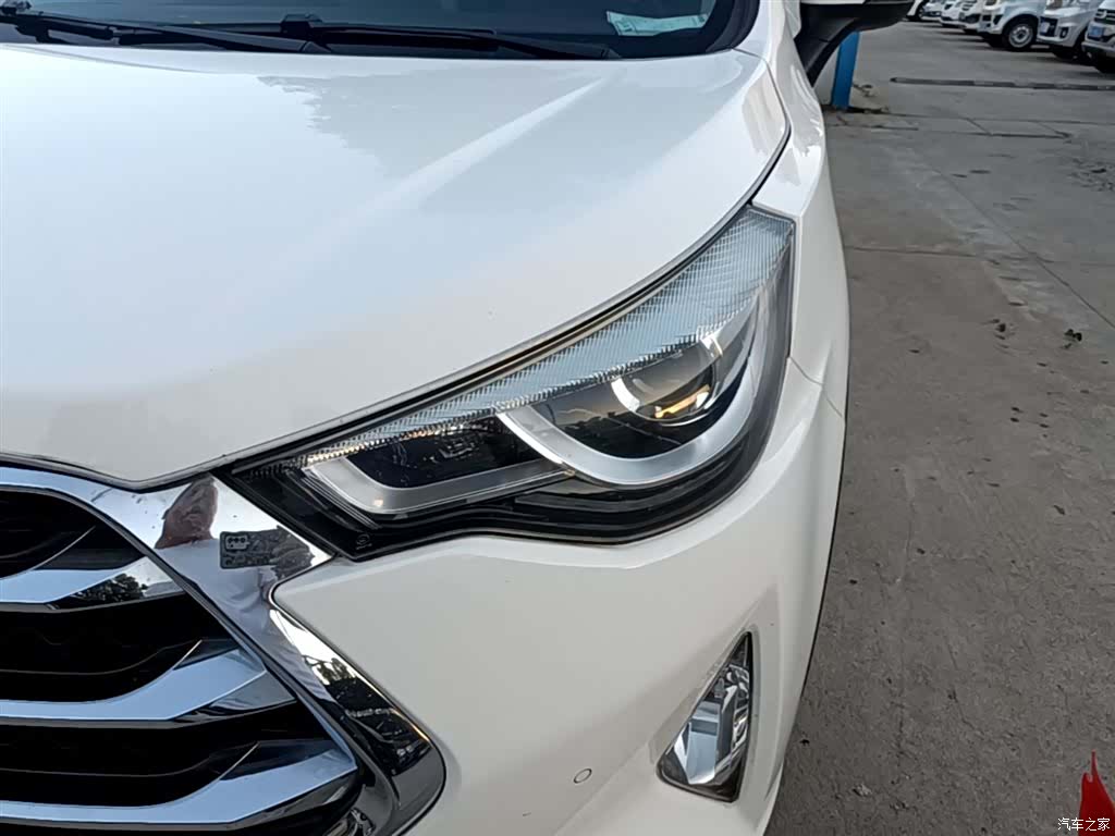 JAC S3, 2016 24