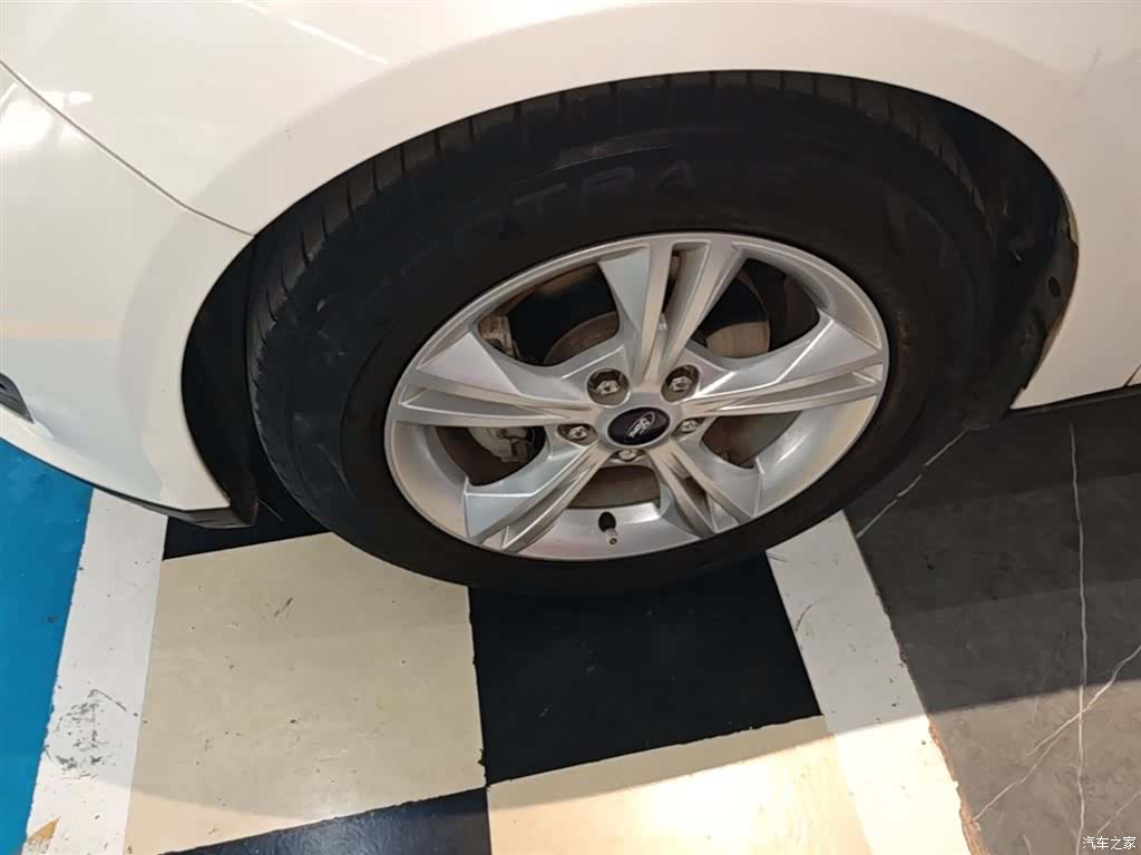 Ford Focus, 2016 23