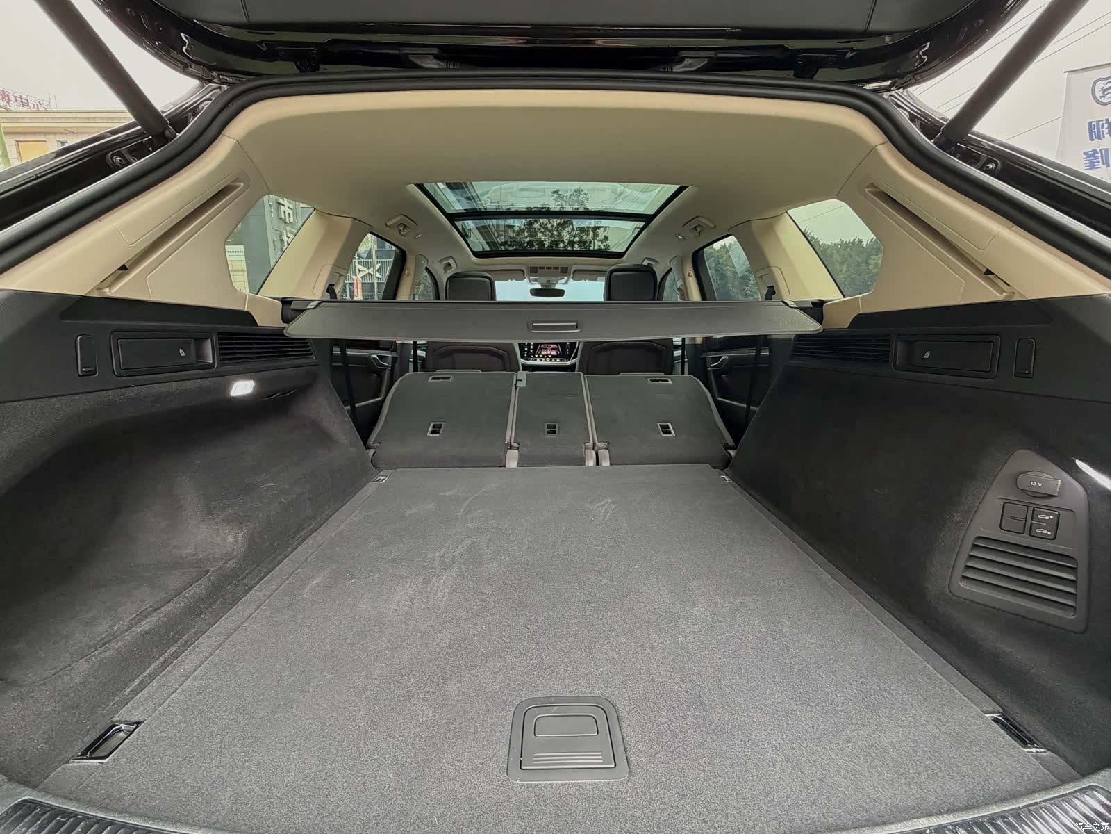Volkswagen Touareg, 2020 24