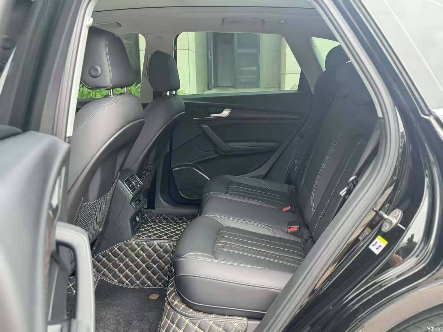Audi Q5L, 2022 9