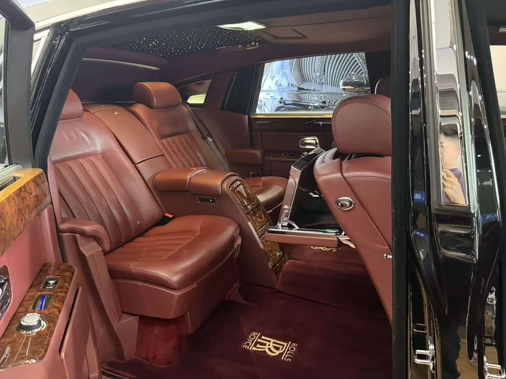 Rolls-Royce Phantom, 2013 17