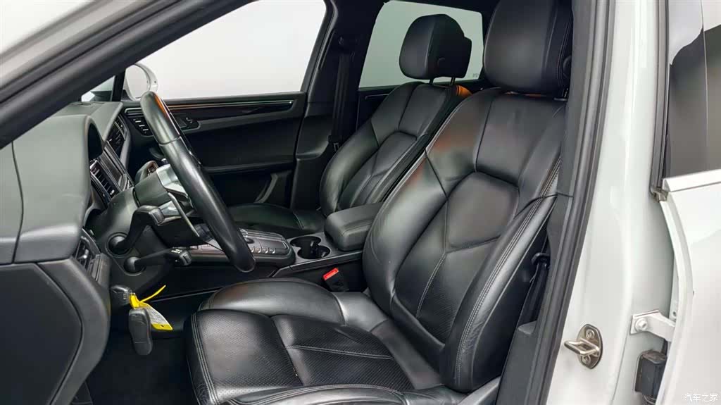 Porsche Macan, 2015 12