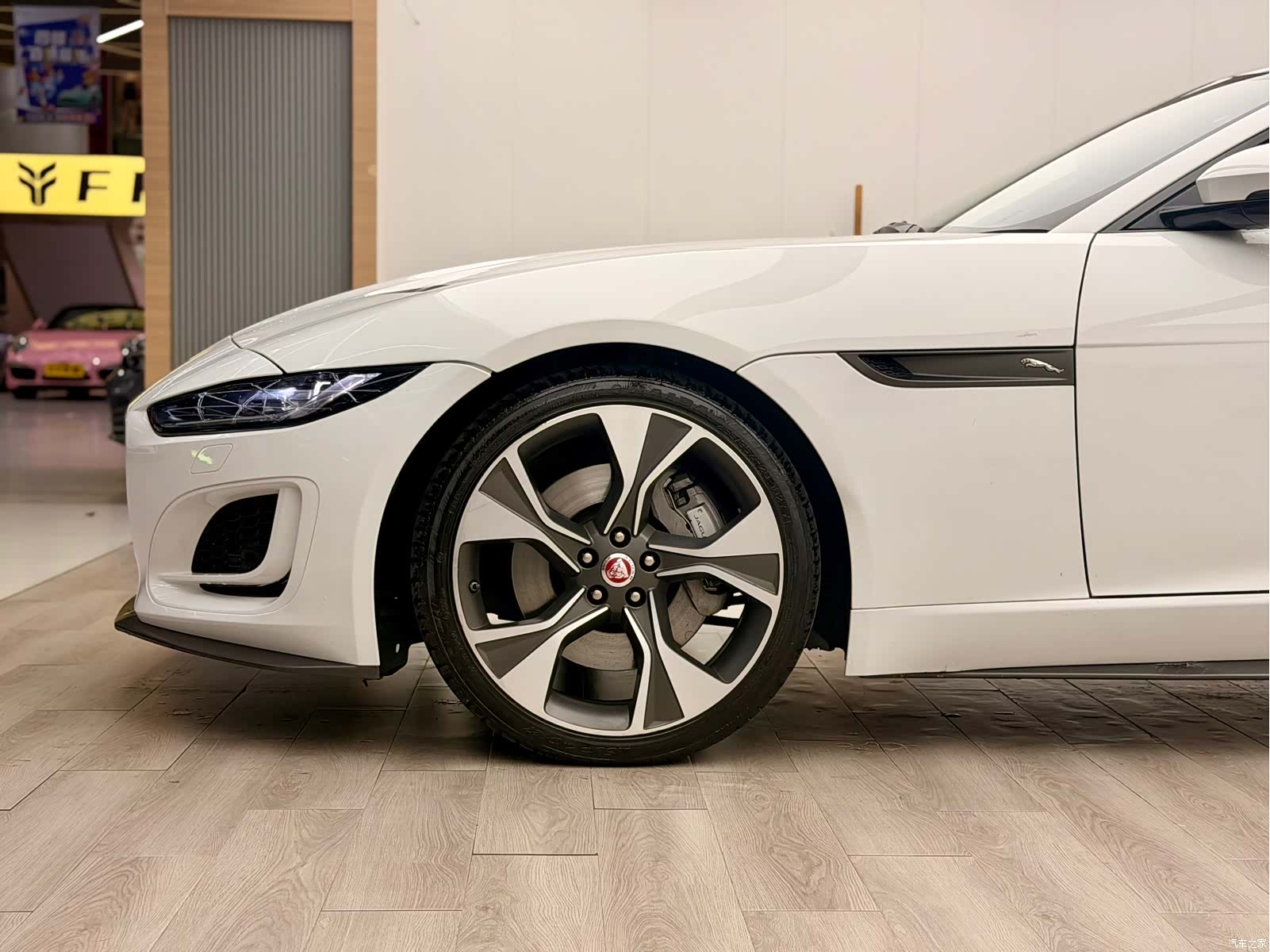 Jaguar F-TYPE, 2022 6