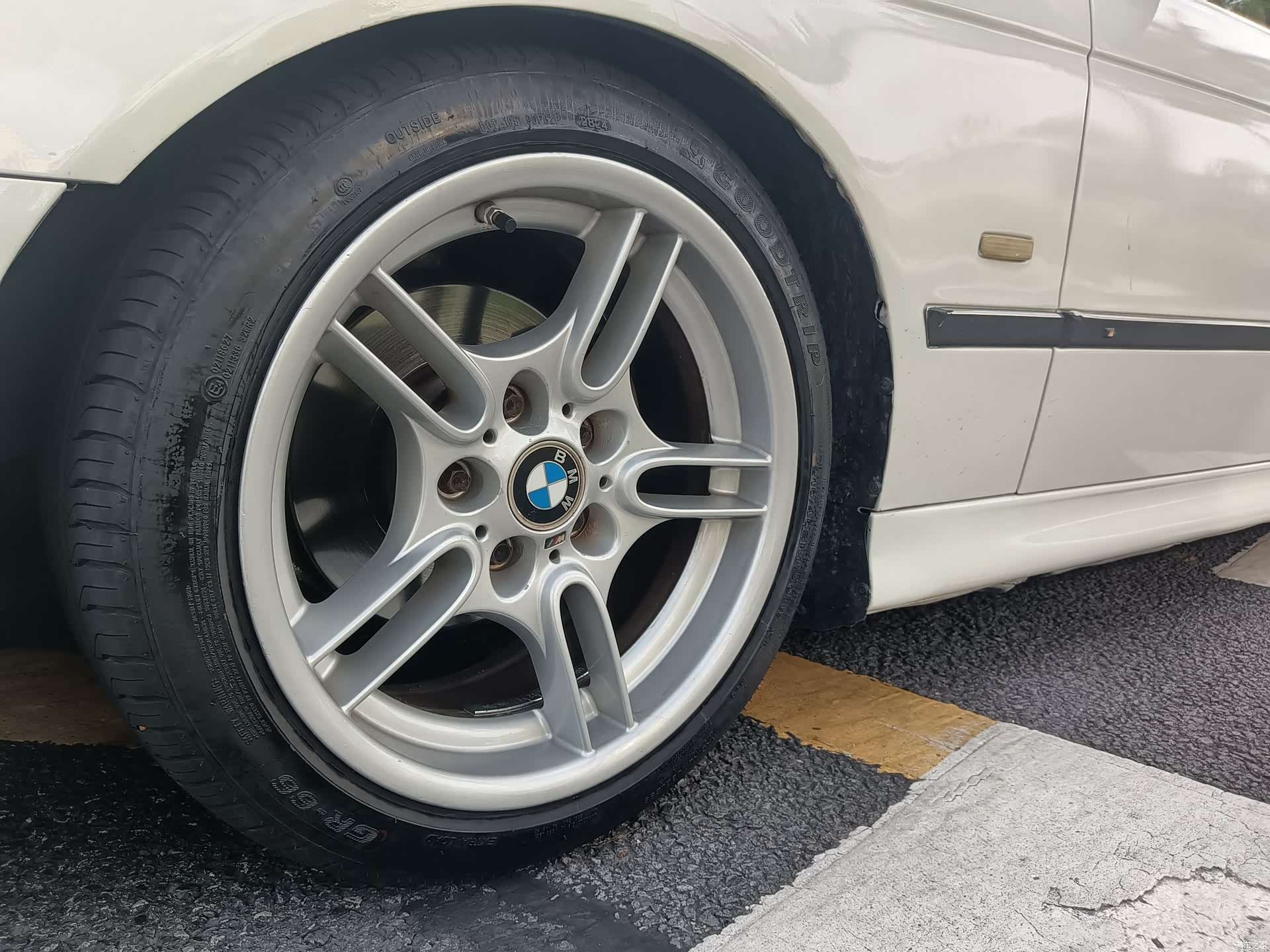 BMW 5 Series, 2001 10