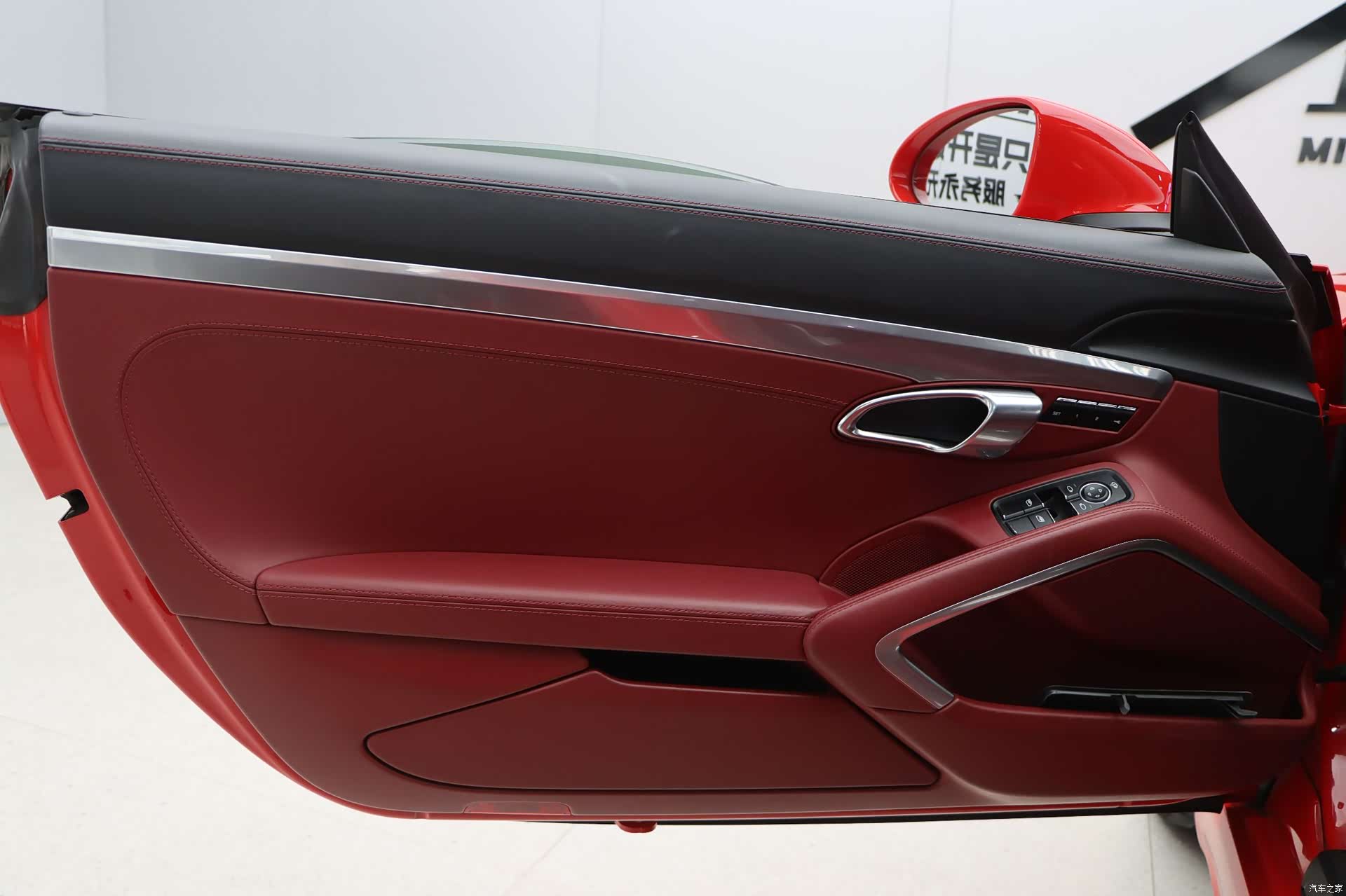 Porsche Cayman, 2019 16
