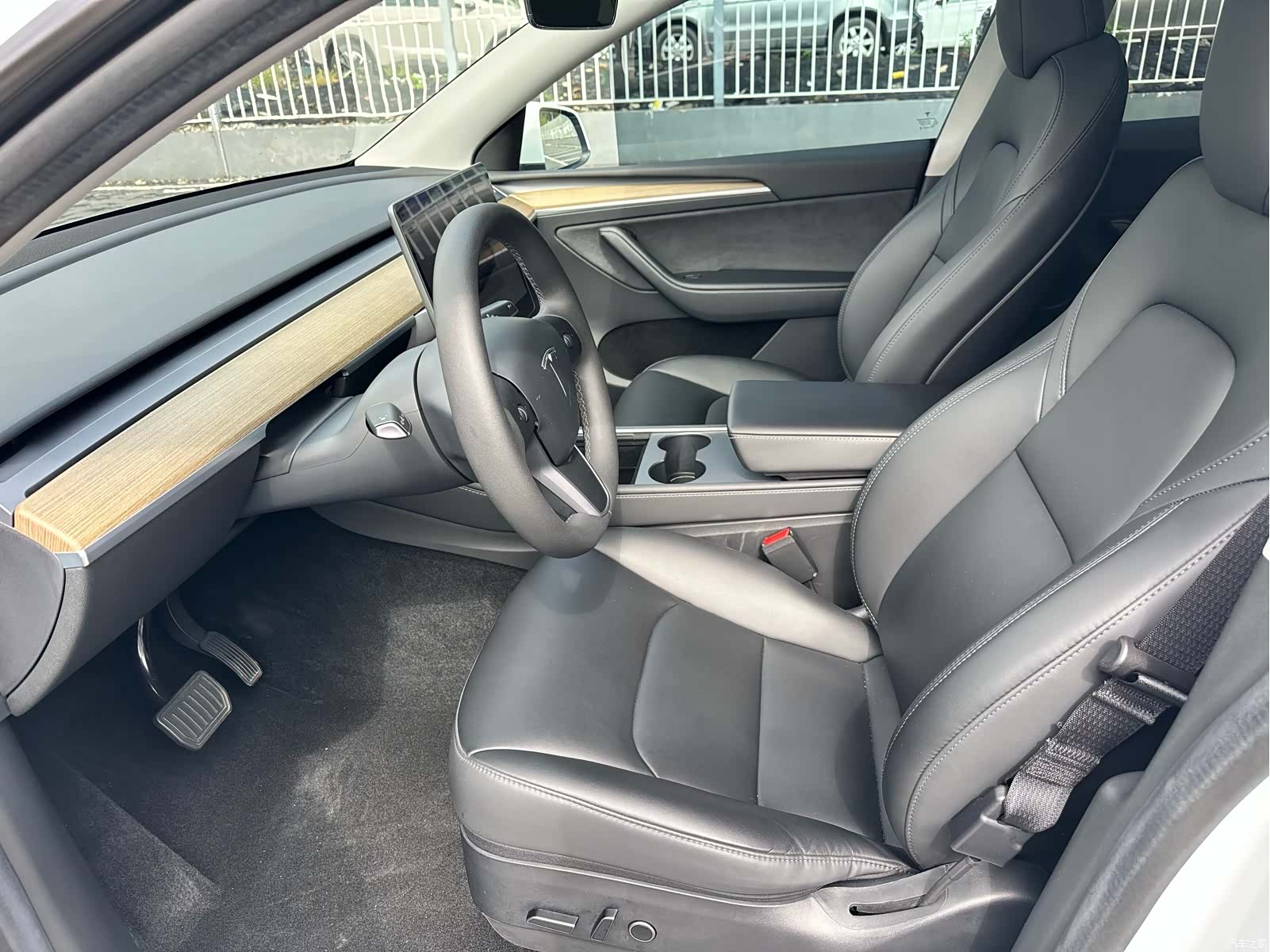 Tesla Model Y, 2023 8