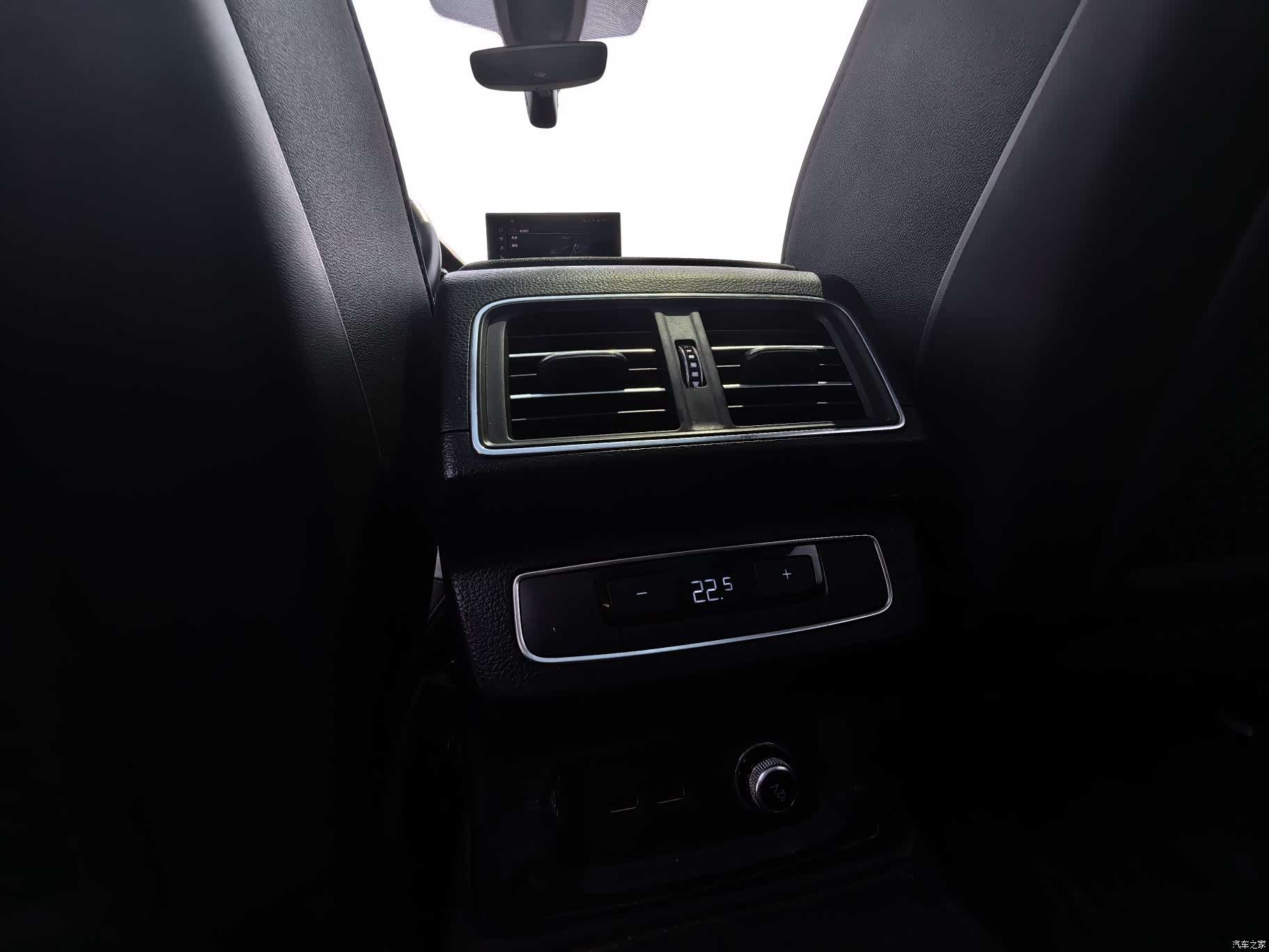 Audi Q5L, 2024 13