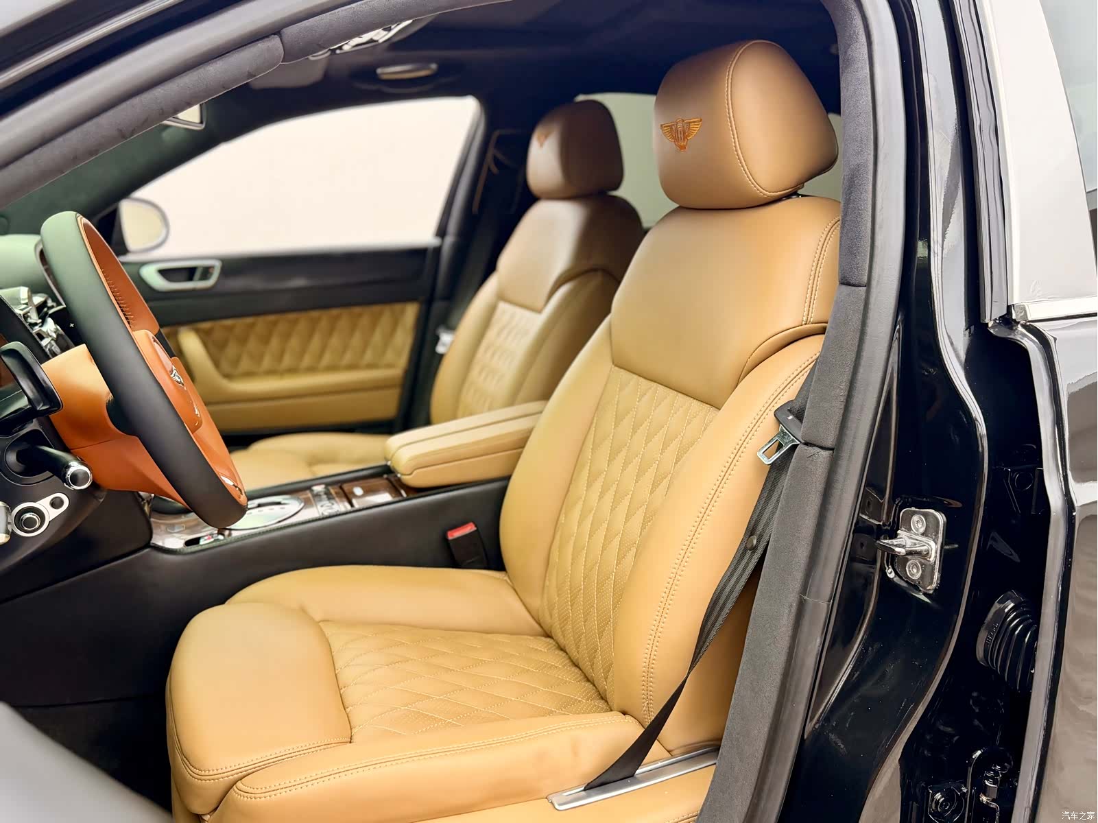 Bentley Flying Spur, 2010 16