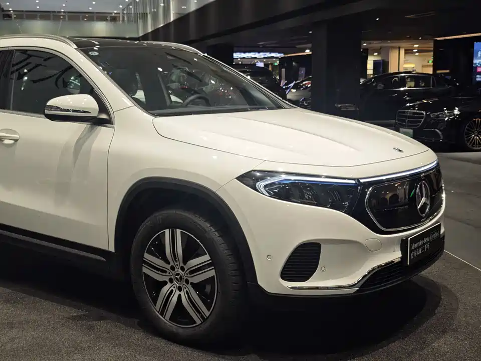 Mercedes-Benz EQA