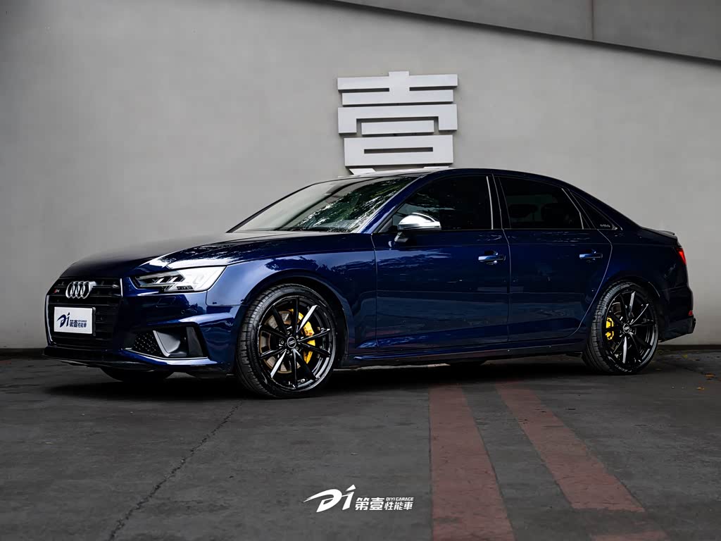 Audi S4