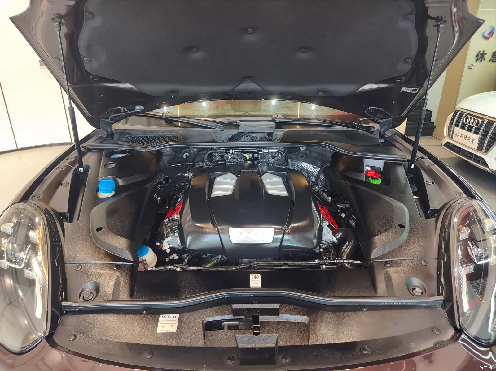 Porsche Cayenne, 2017 16