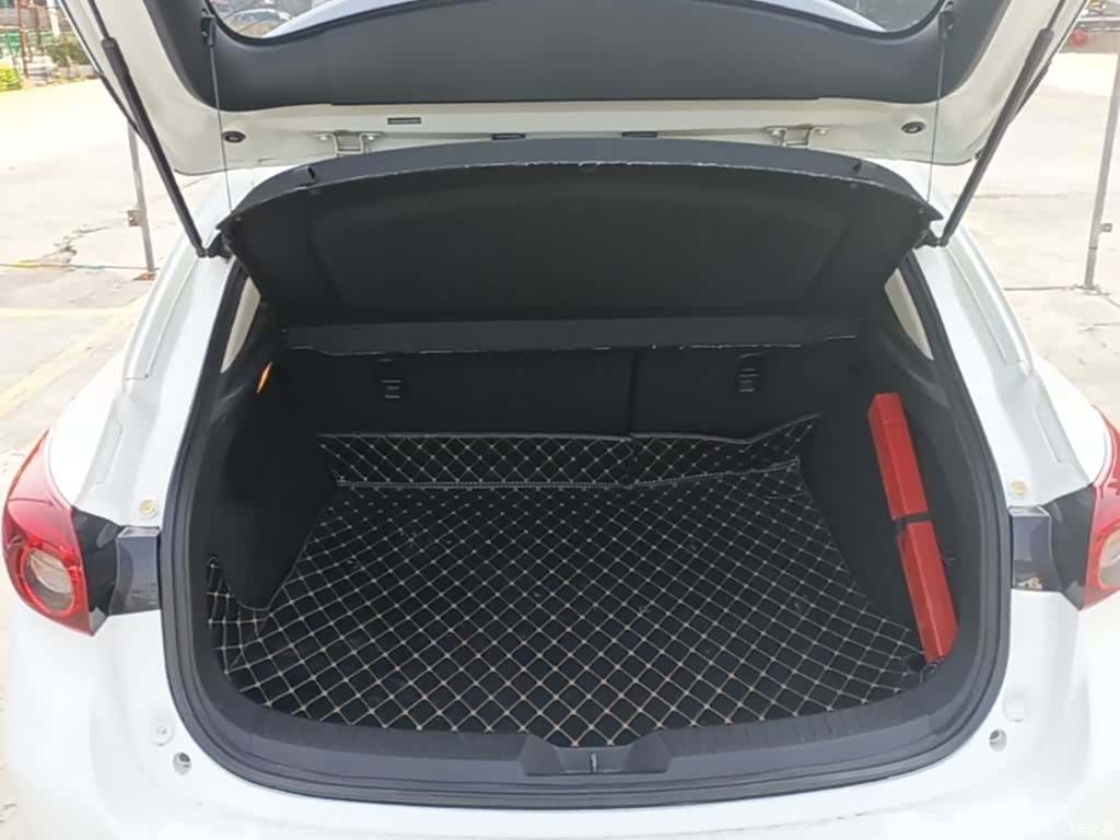 Mazda Mazda3, 2018 19