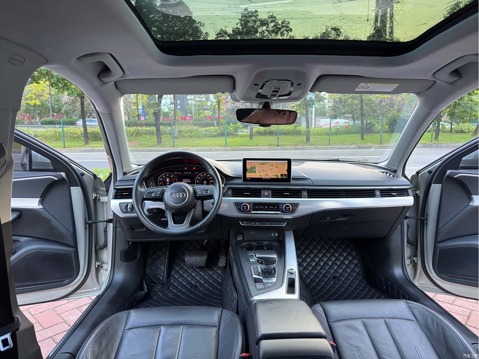Audi A4L, 2018 все фото