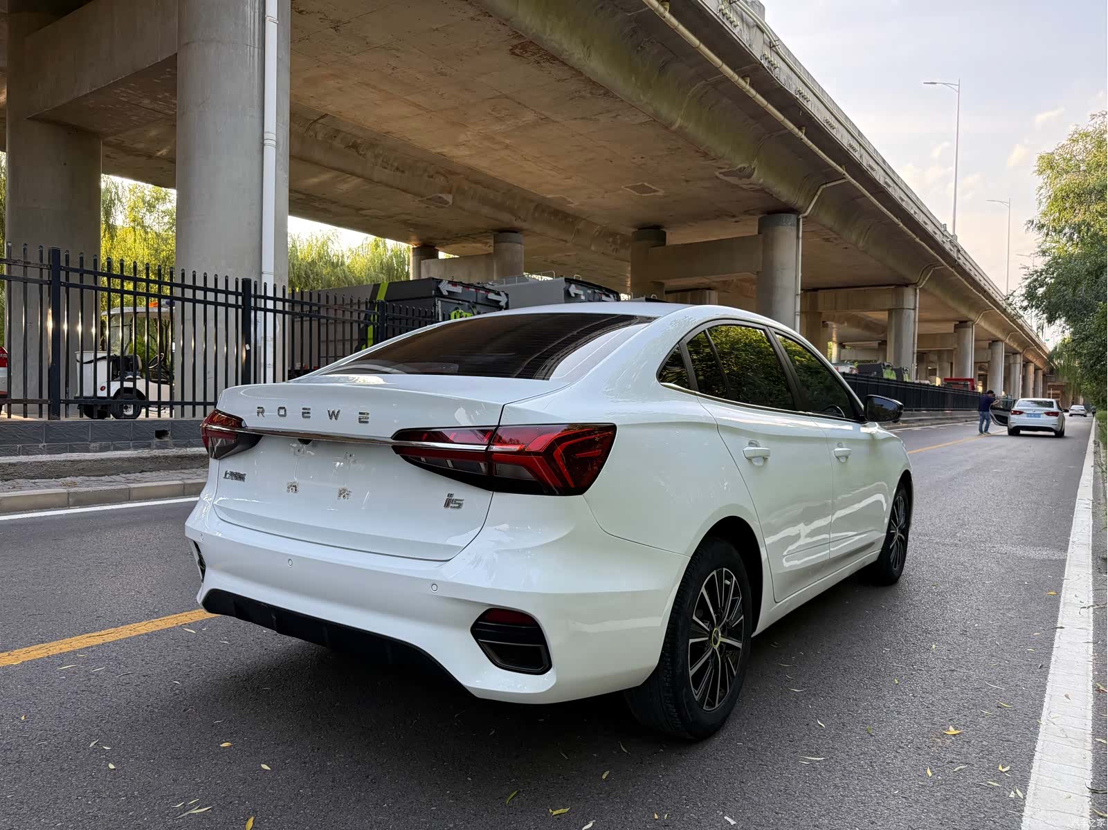 Roewe i5, 2022 все фото