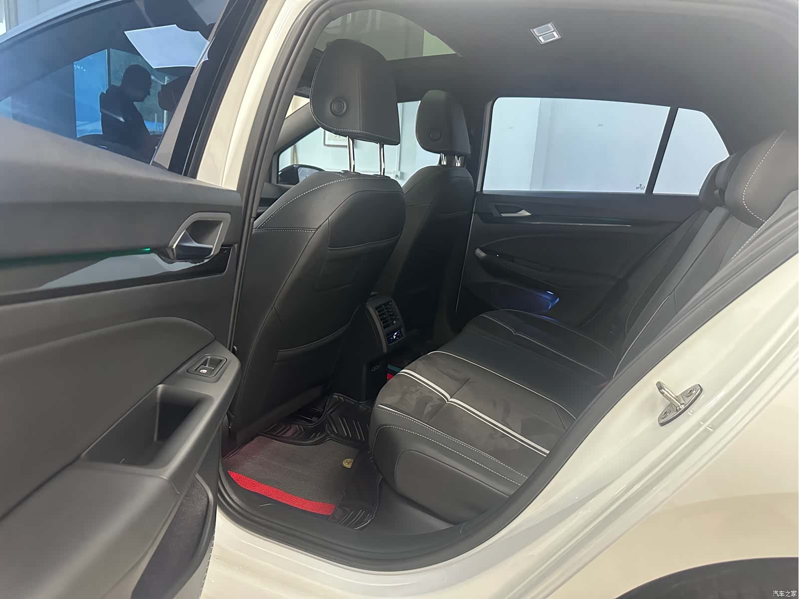 Volkswagen Golf, 2023 20